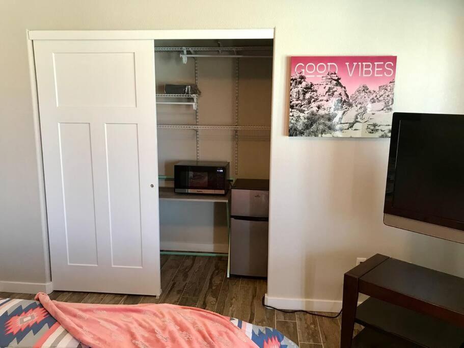 Private View On The Lake Side Of 95! Sleeps 16 Lake Havasu City Exteriér fotografie