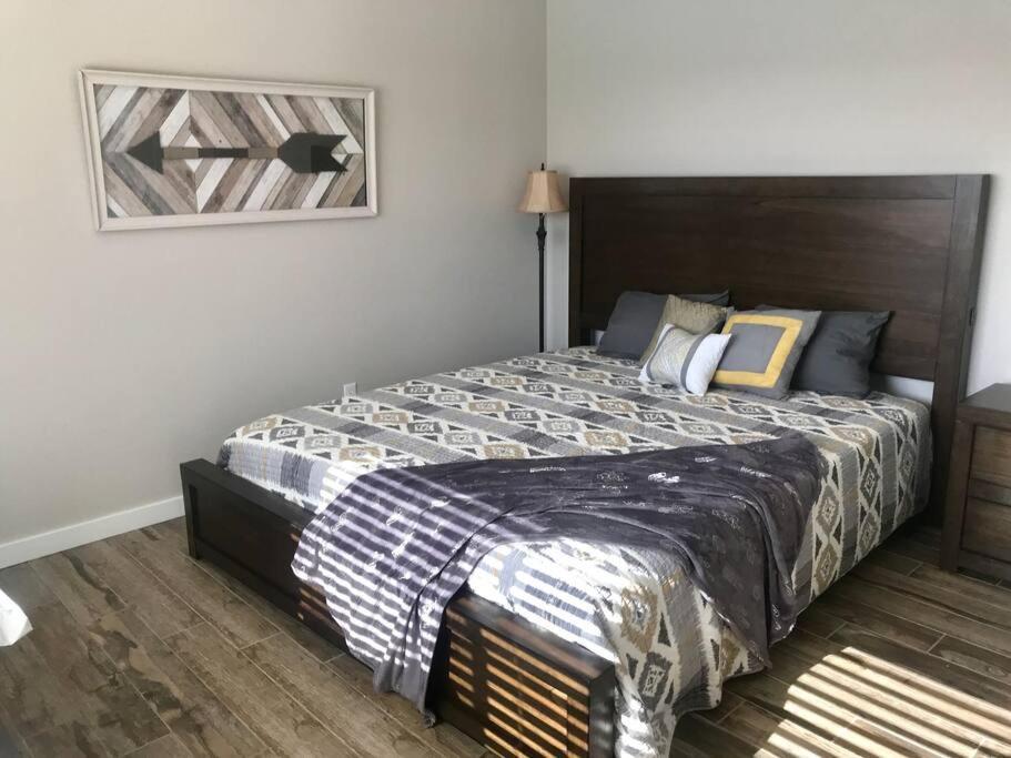 Private View On The Lake Side Of 95! Sleeps 16 Lake Havasu City Exteriér fotografie