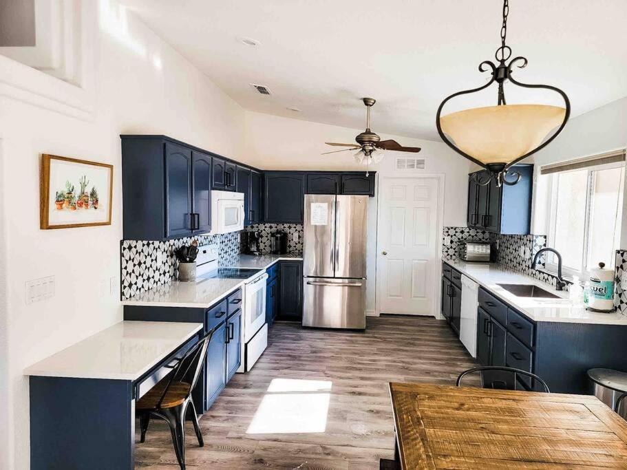 Private View On The Lake Side Of 95! Sleeps 16 Lake Havasu City Exteriér fotografie
